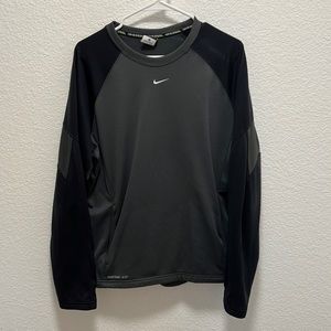 Nike Therma-Fit crewneck, size M